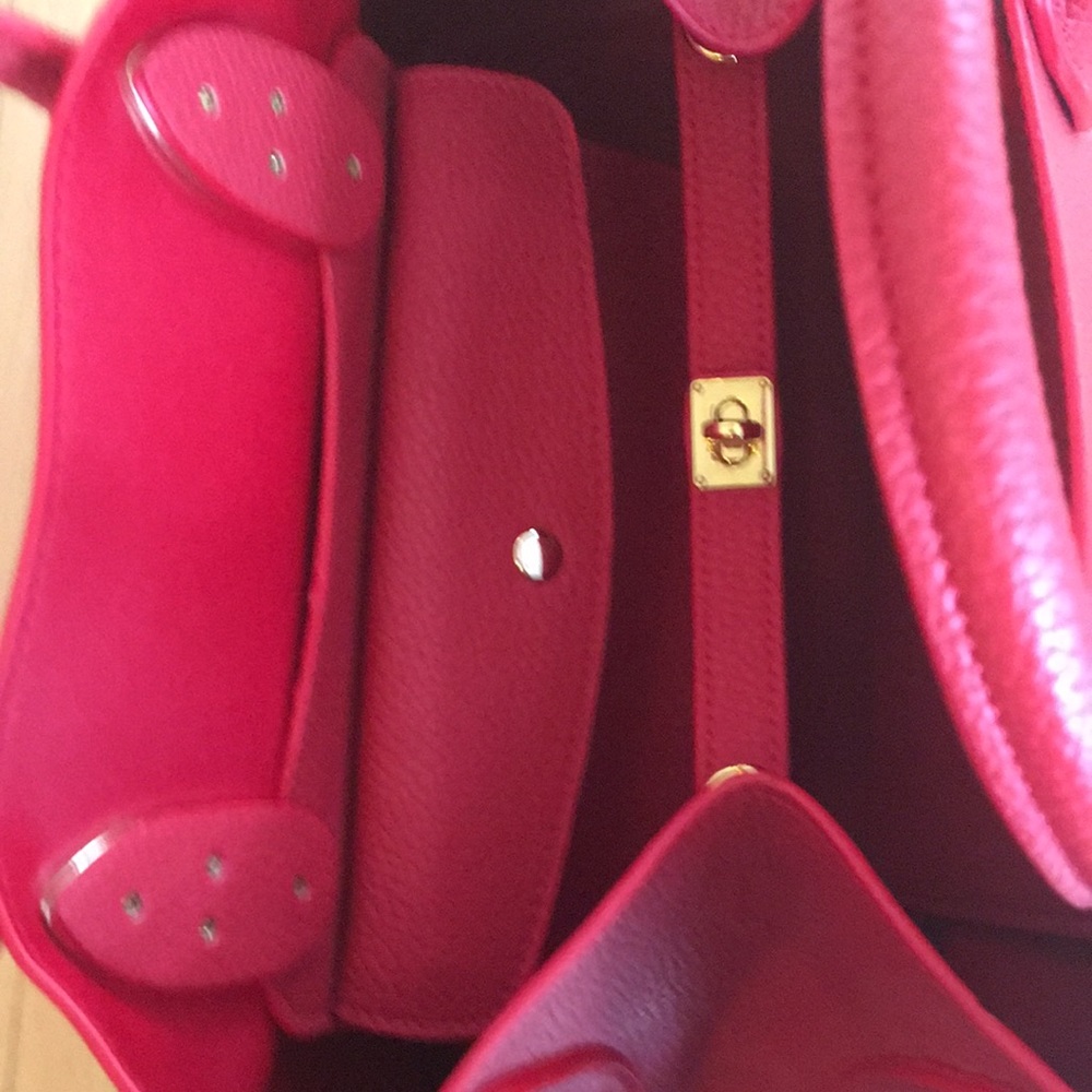 Gorgeous Red Bag Designer Inspired - image 5